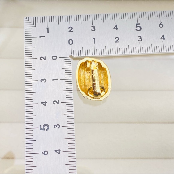 Christian Dior Vintage chain-embellished clip-on earrings - Picture 7 of 8